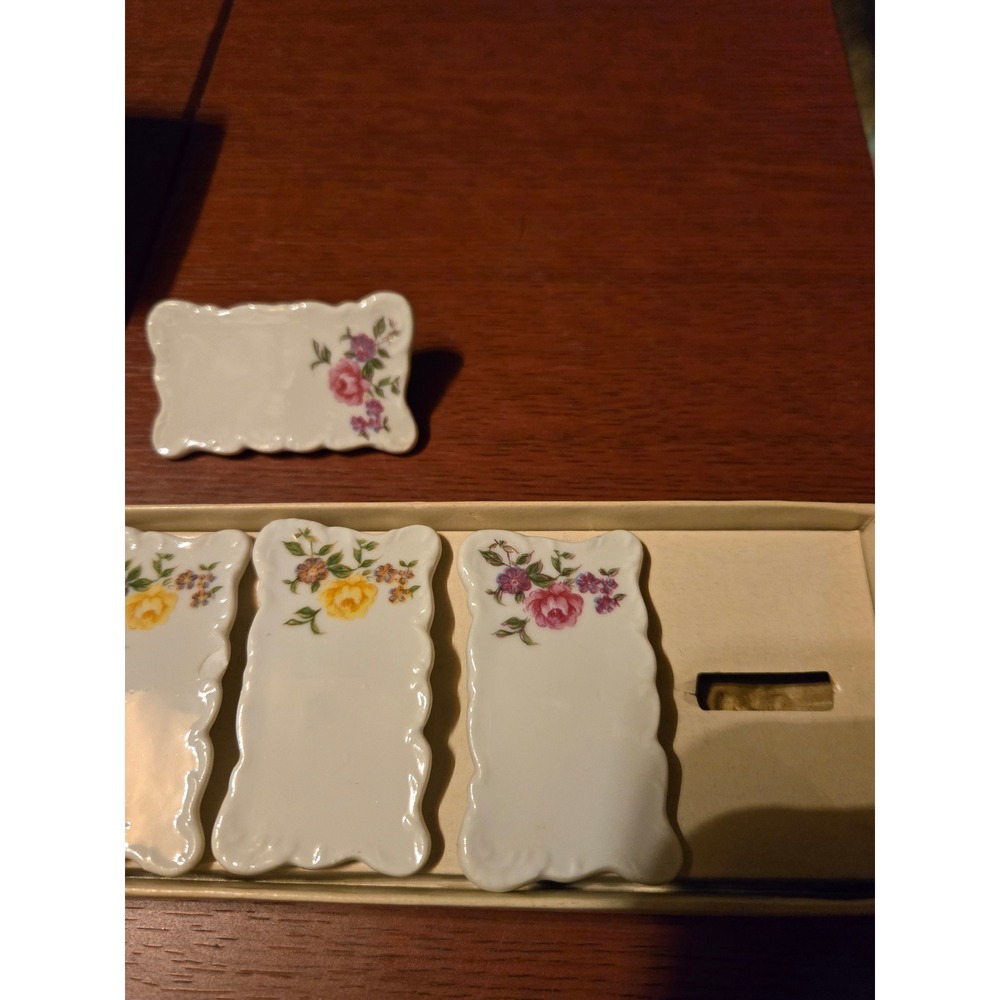 Vintage Shallon Japan Porcelain Floral Place Card Holders Set of 6 Scalloped - Picture 3 of 9
